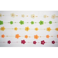 Ghirlandă de flori de primăvară