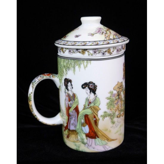 Ceramic tea mug with filter