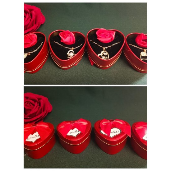 Heart-shaped metal jewelry box - with bracelet