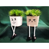 Mini plastic plant in pot Mini plastic plant in pot