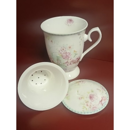 Ceramic tea mug with filter