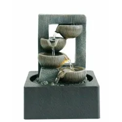 Szobaszökőkút Bambusz kosarak keret háttérrel Feng-shui