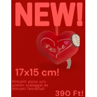 Plüss szív Kiss me felirattal - szatén selyem akasztóval -- hímzett  szívvel