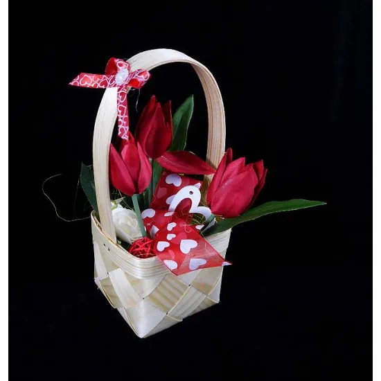 Valentin napi virágkosár