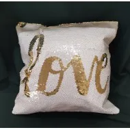 Flitteres párna Love felirattal fehér-arany