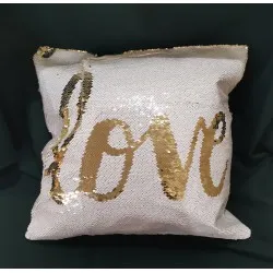 Flitteres párna Love felirattal fehér-arany