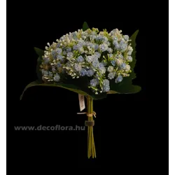 Rezgőcsokor zöld levelekkel