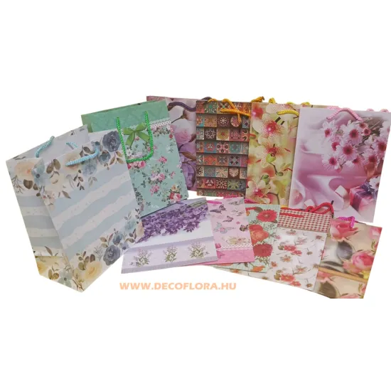 Ajándéktasak Virágos dekor Prémium 23*18*10 cm 12 féle