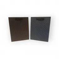 Ajándéktasak Gentlemen 23*18*10 cm 2 féle